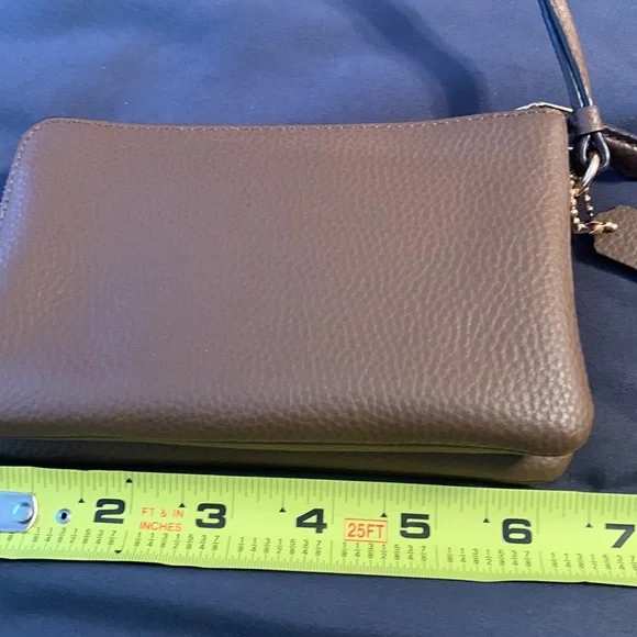 Coach Wristlet - Picture 2 of 6